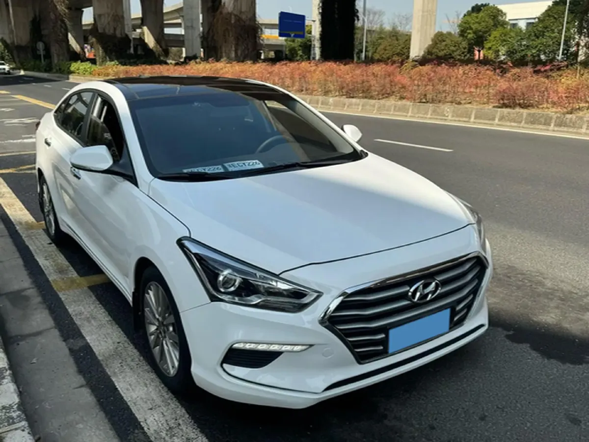 2017 Hyundai Mistra 1.6T 175HP L4 7DCT,autocango,china used car exporter,china ev exporter,chinese used car exporter,chinese used ev exporter
