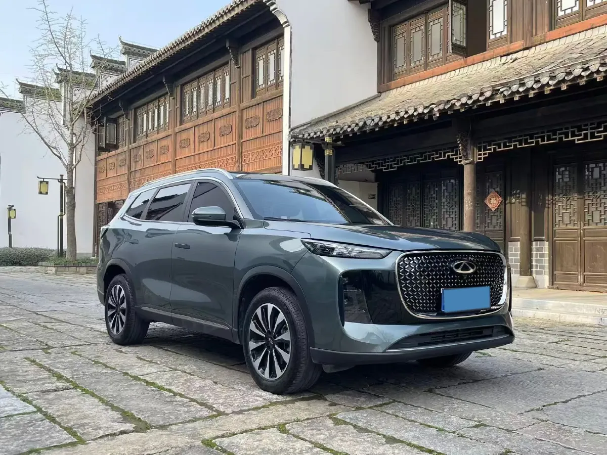 2025 Chery Tiggo 8 Plus 1.6T 197HP L4 7DCT,autocango,china used car exporter,china ev exporter,chinese used car exporter,chinese used ev exporter