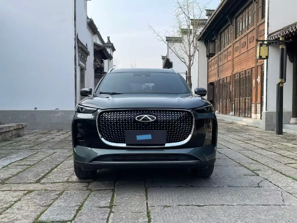 2025 Chery Tiggo 8 Plus 1.6T 197HP L4 7DCT,autocango,china used car exporter,china ev exporter,chinese used car exporter,chinese used ev exporter