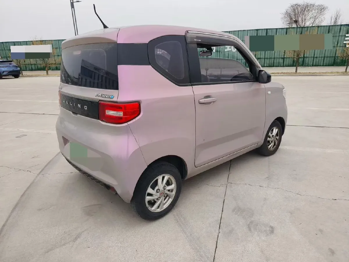 2021 WuLing HongGuang MINI EV BEV 13.9KWH,autocango,china used car exporter,china ev exporter,chinese used car exporter,chinese used ev exporter
