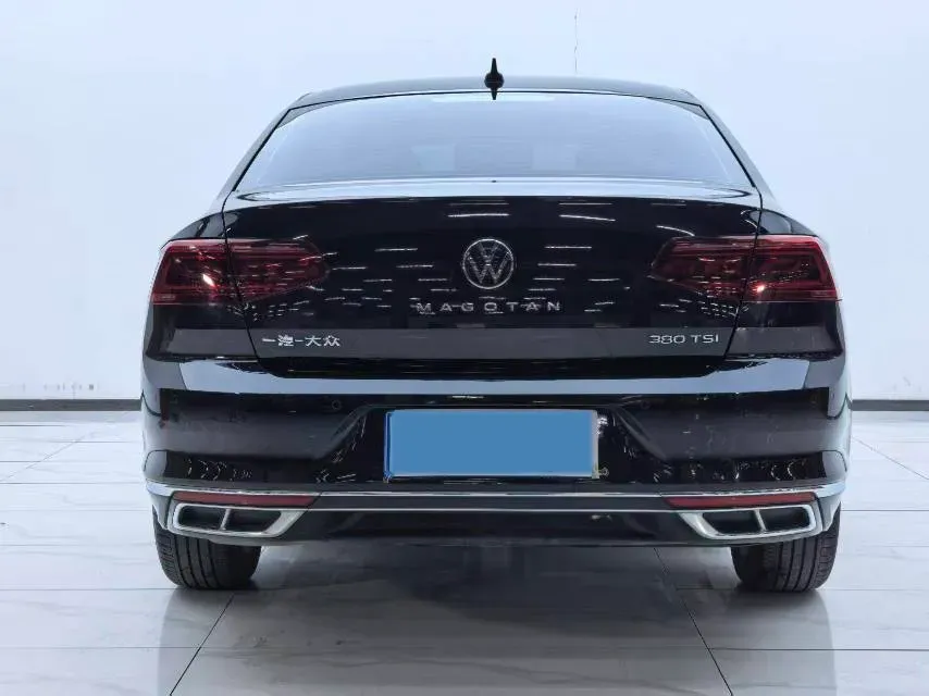 2023 Volkswagen Magotan 1.4T 150HP L4 7DCT,autocango,china used car exporter,china ev exporter,chinese used car exporter,chinese used ev exporter