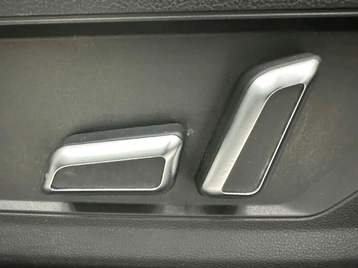 2021 Haval Jolion 1.5T 150HP L4 7DCT,autocango,china used car exporter,china ev exporter,chinese used car exporter,chinese used ev exporter