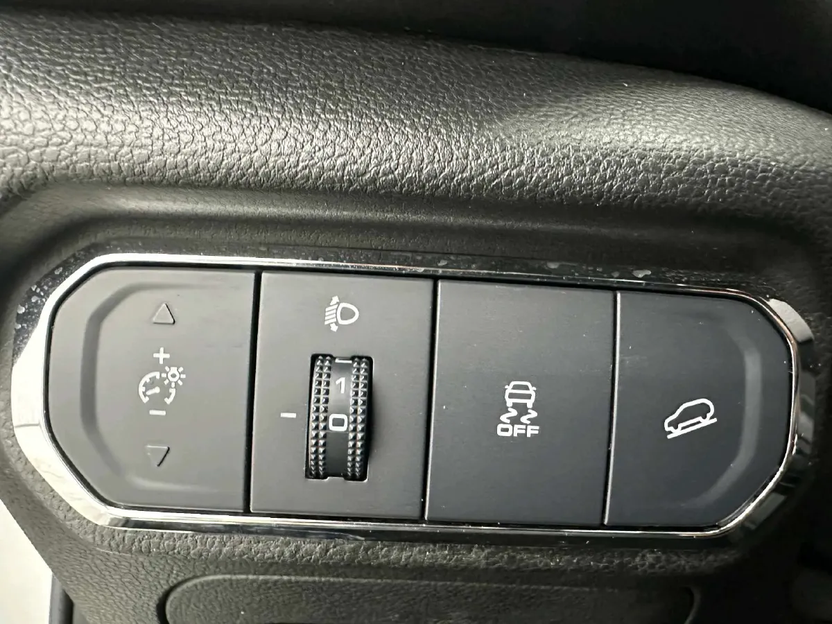 2021 Haval Jolion 1.5T 150HP L4 7DCT,autocango,china used car exporter,china ev exporter,chinese used car exporter,chinese used ev exporter