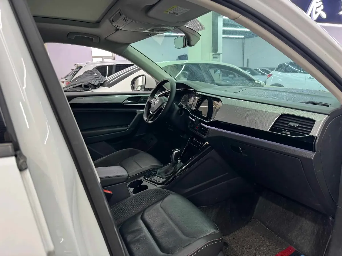 2021 Volkswagen Tayron 1.4T 150HP L4 7DCT,autocango,china used car exporter,china ev exporter,chinese used car exporter,chinese used ev exporter