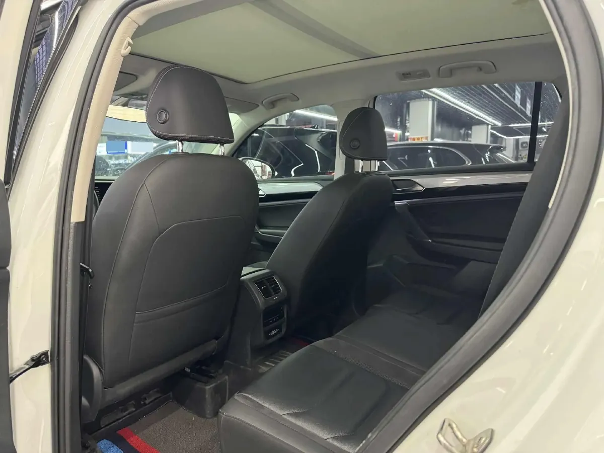 2021 Volkswagen Tayron 1.4T 150HP L4 7DCT,autocango,china used car exporter,china ev exporter,chinese used car exporter,chinese used ev exporter