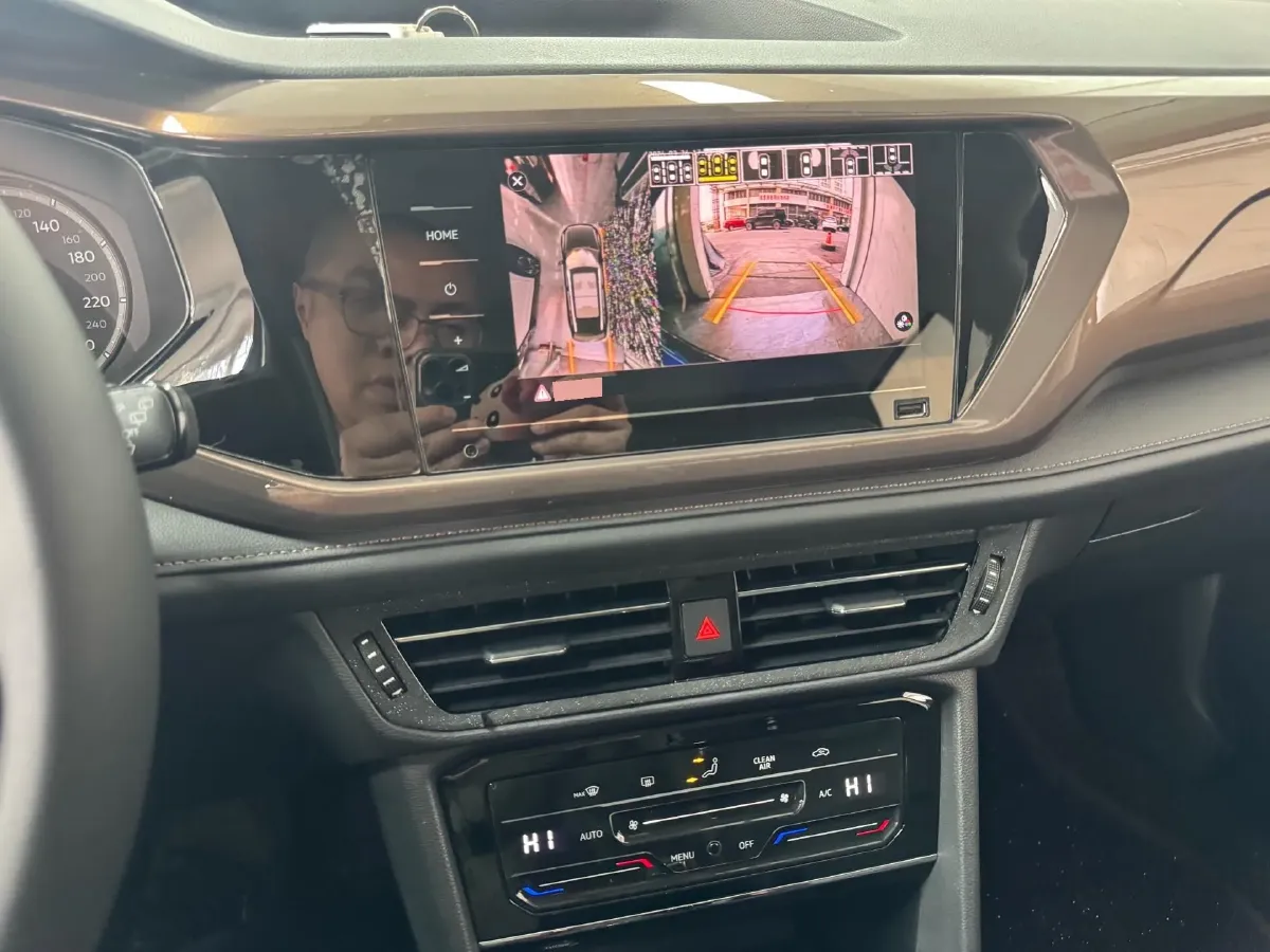 2021 Volkswagen Tharu 1.4T 150HP L4 7DCT,autocango,china used car exporter,china ev exporter,chinese used car exporter,chinese used ev exporter