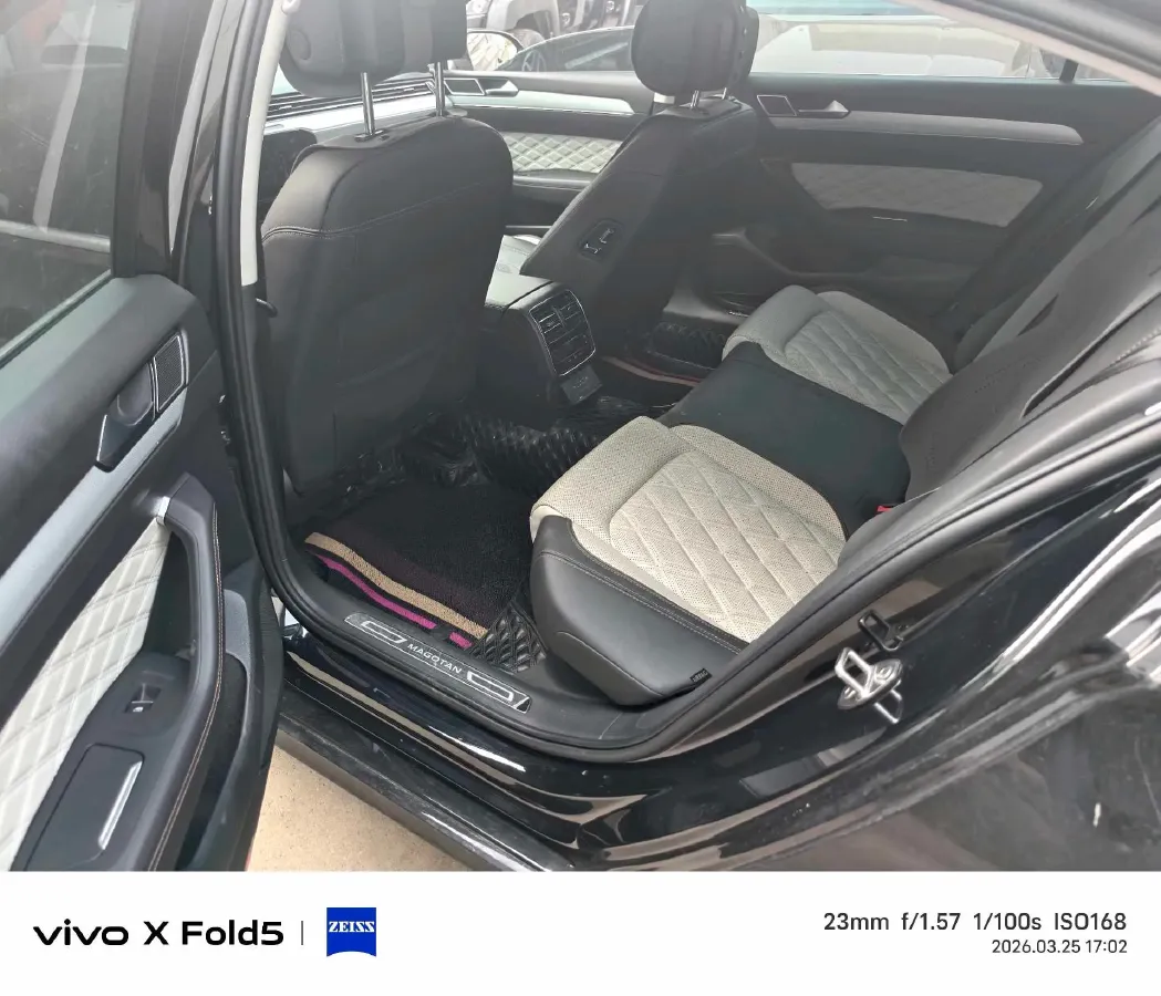 2023 Volkswagen Magotan 2.0T 186HP L4 7DCT,autocango,china used car exporter,china ev exporter,chinese used car exporter,chinese used ev exporter