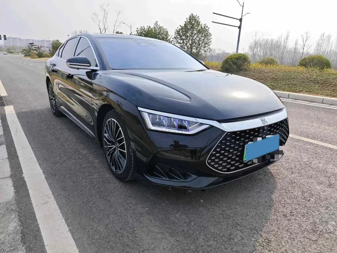 2022 Volkswagen Tiguan L 2.0T 186HP L4 7DCT,autocango,china used car exporter,china ev exporter,chinese used car exporter,chinese used ev exporter