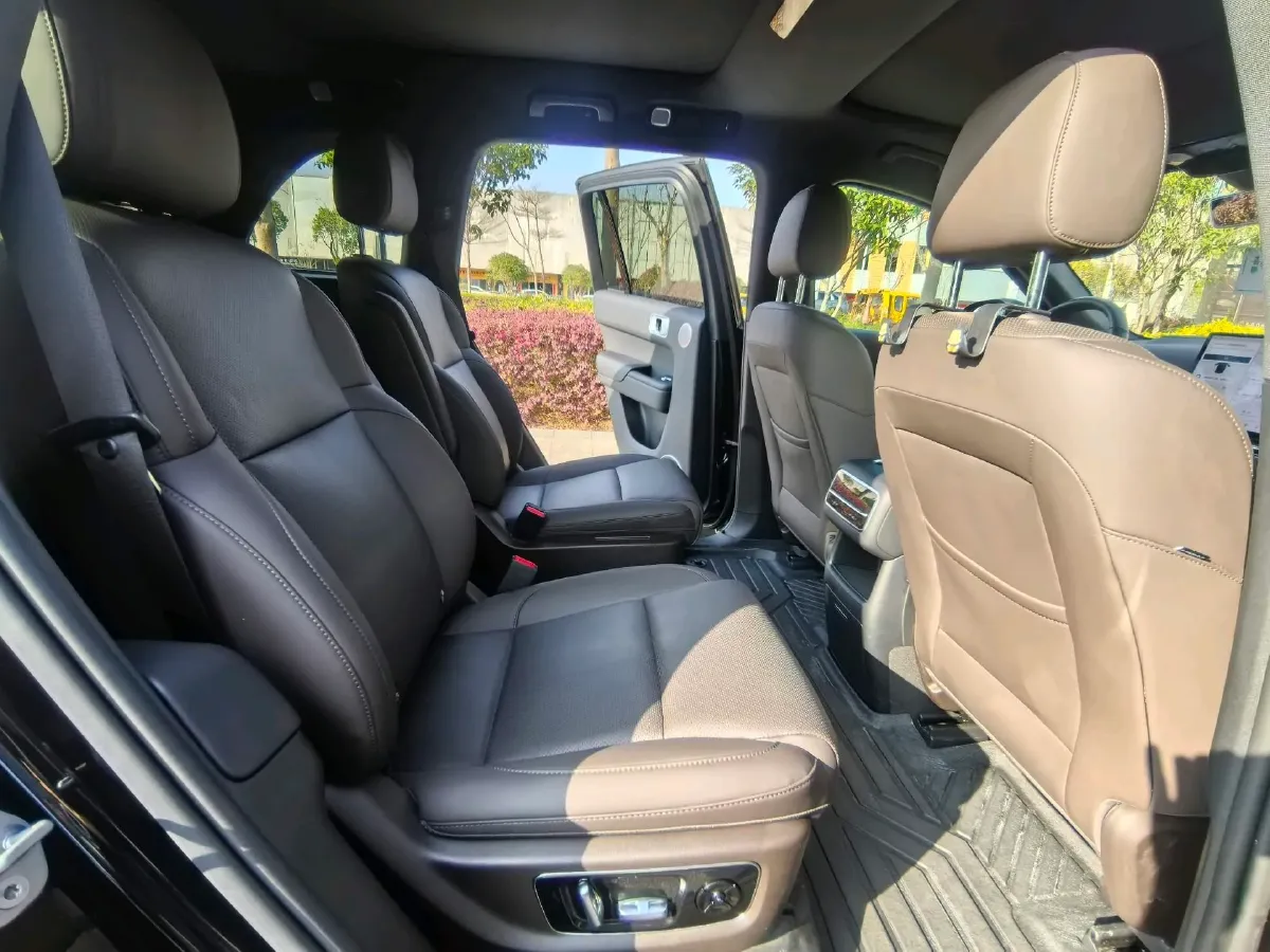 2023 Li L7 Range Extended 154HP REEV 40.9KWH,autocango,china used car exporter,china ev exporter,chinese used car exporter,chinese used ev exporter