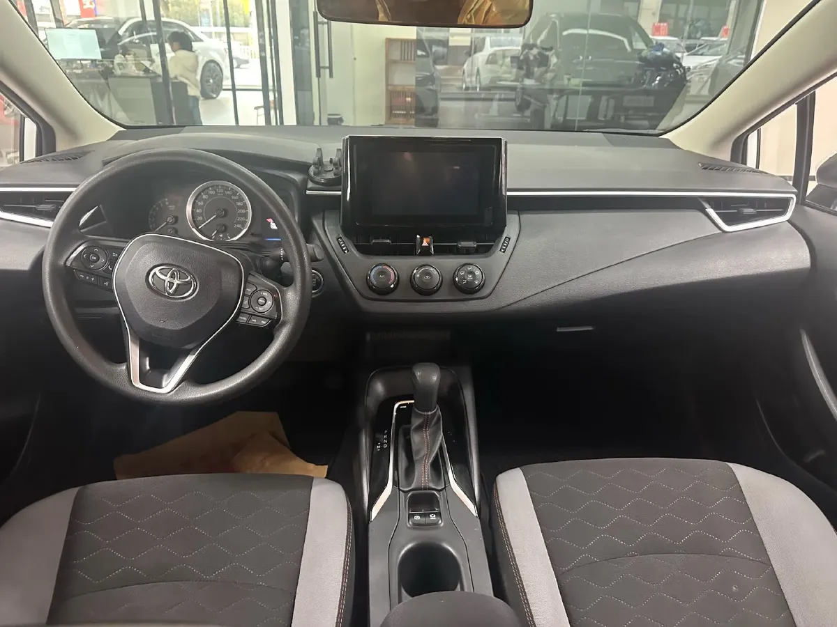 2022 Toyota Corolla 1.2T 116HP L4 CVT,autocango,china used car exporter,china ev exporter,chinese used car exporter,chinese used ev exporter