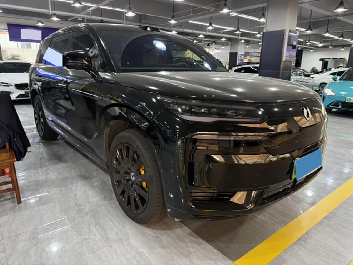 2025 Denza DenzaN9 2.0T 207HP L4 E-CVT PHEV,autocango,china used car exporter,china ev exporter,chinese used car exporter,chinese used ev exporter