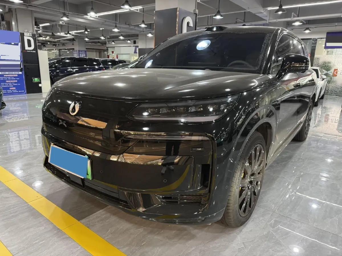 2025 Denza DenzaN9 2.0T 207HP L4 E-CVT PHEV,autocango,china used car exporter,china ev exporter,chinese used car exporter,chinese used ev exporter