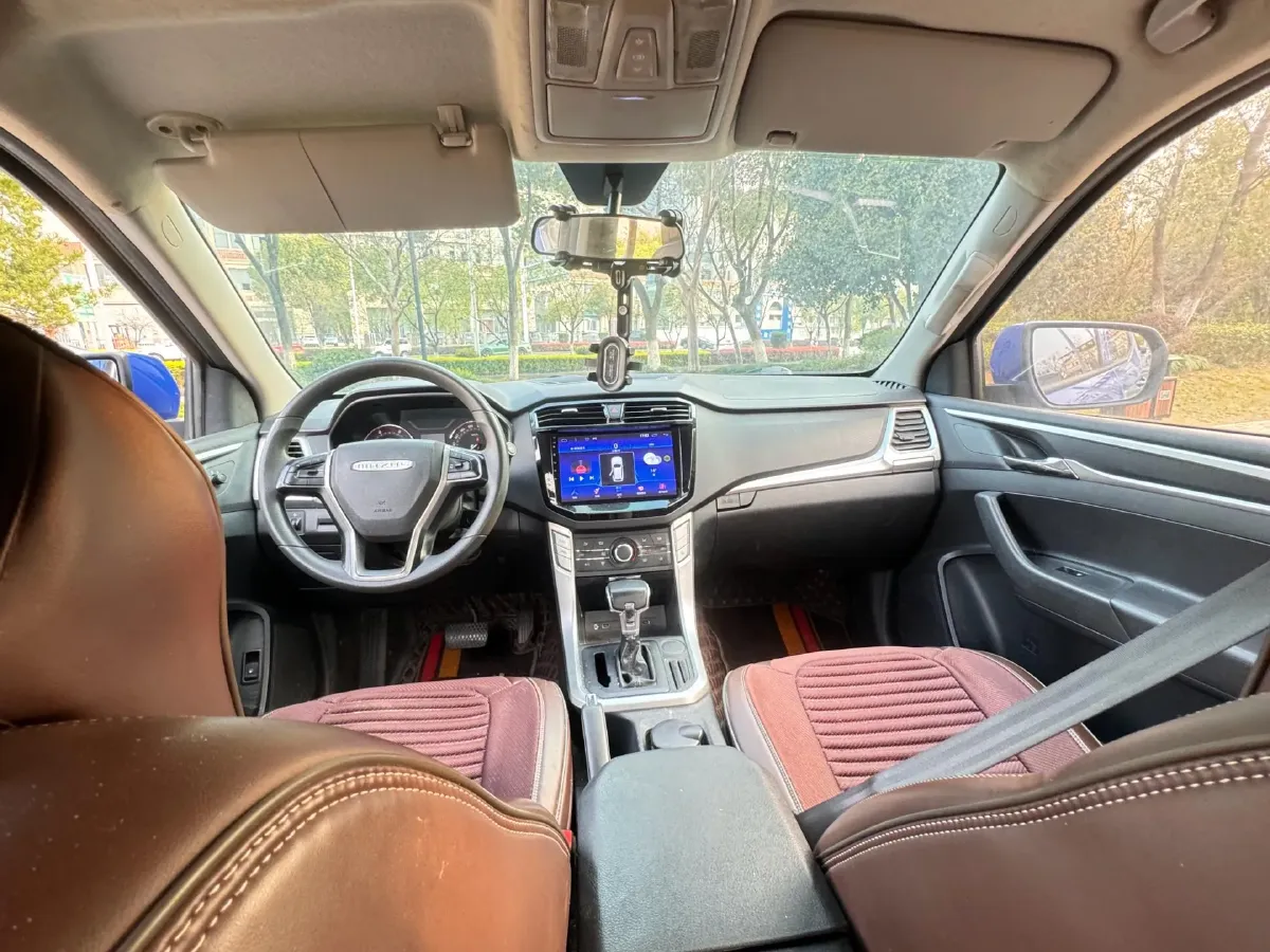 2021 MAXUS T70 2.0T 163HP L4 6AT,autocango,china used car exporter,china ev exporter,chinese used car exporter,chinese used ev exporter