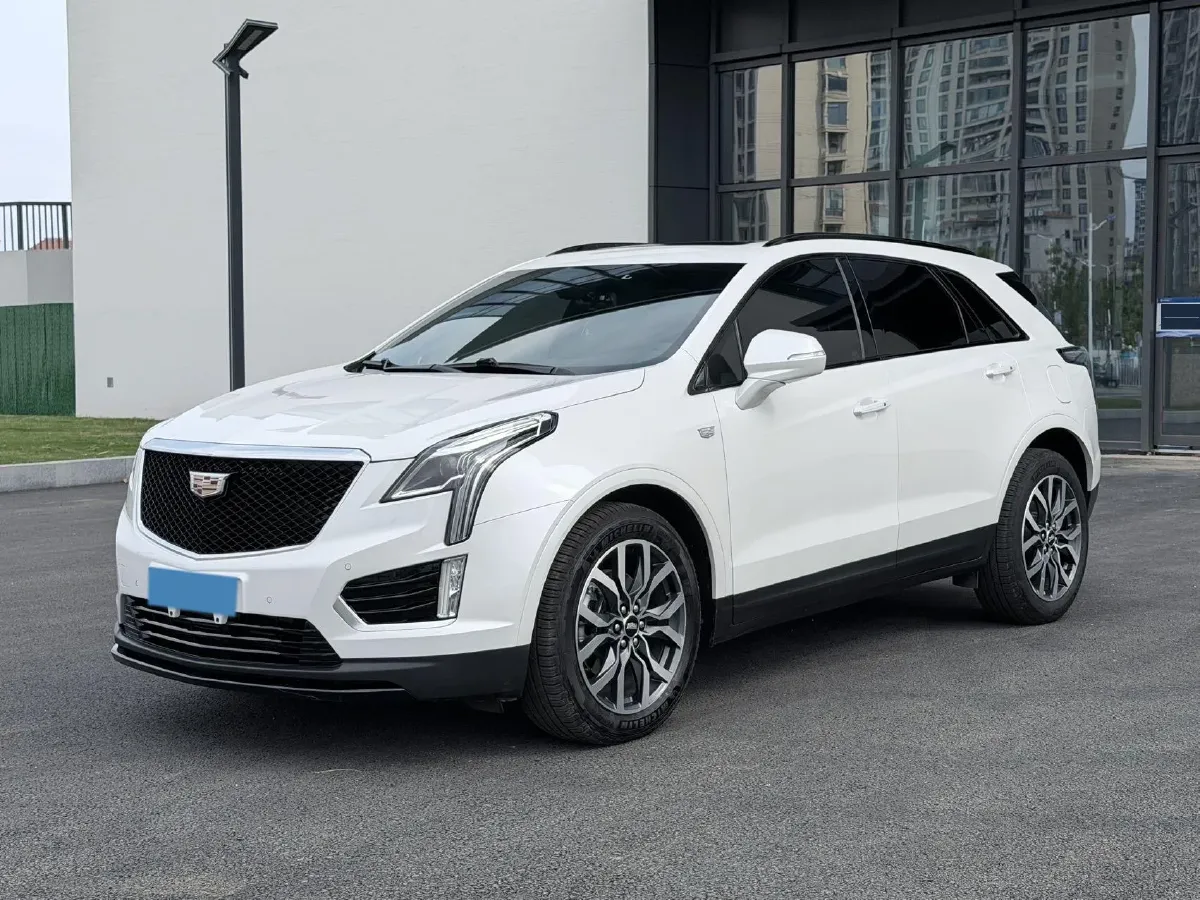 2022 Cadillac XT5 2.0T 237HP L4 9AT,autocango,china used car exporter,china ev exporter,chinese used car exporter,chinese used ev exporter