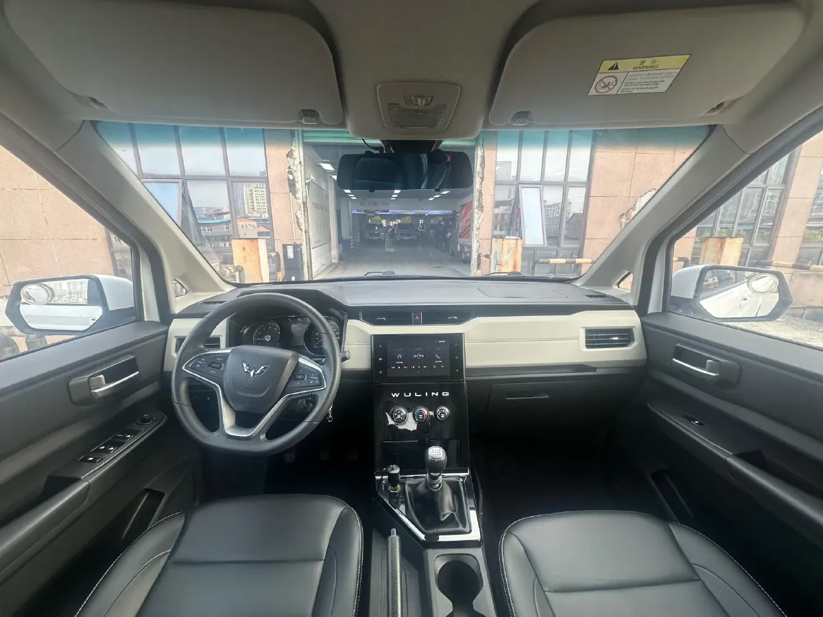 2019 WuLing HongGuang Plus 1.5T 147HP L4 6MT,autocango,china used car exporter,china ev exporter,chinese used car exporter,chinese used ev exporter