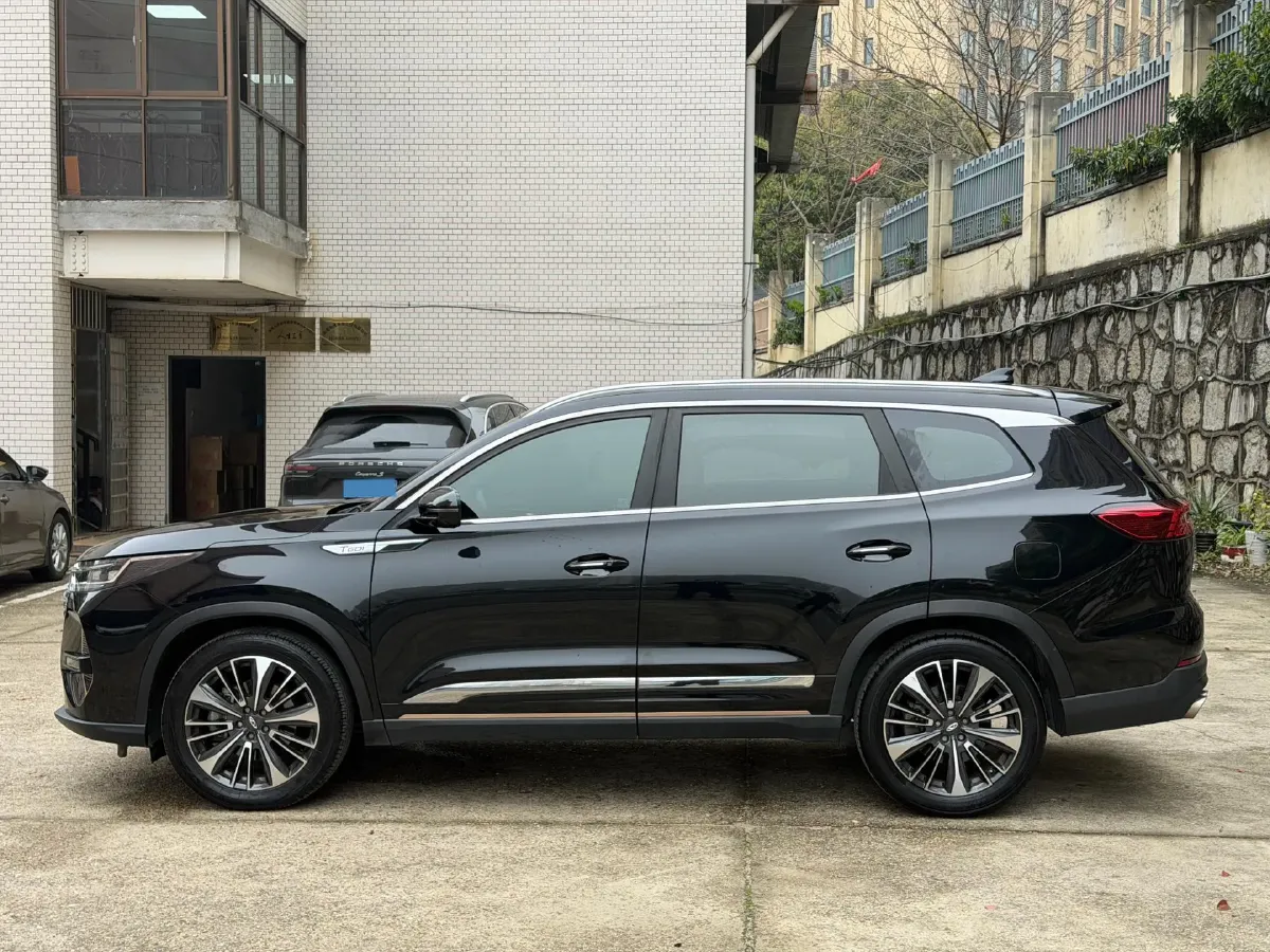 2022 Chery Tiggo 8 PRO 2.0T 254HP L4 7DCT,autocango,china used car exporter,china ev exporter,chinese used car exporter,chinese used ev exporter