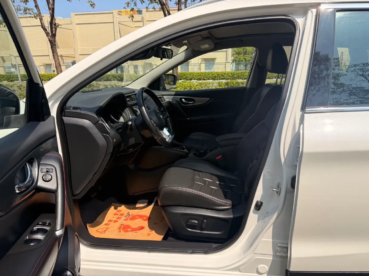 2021 Nissan Qashqai 2.0L 151HP L4 CVT,autocango,china used car exporter,china ev exporter,chinese used car exporter,chinese used ev exporter