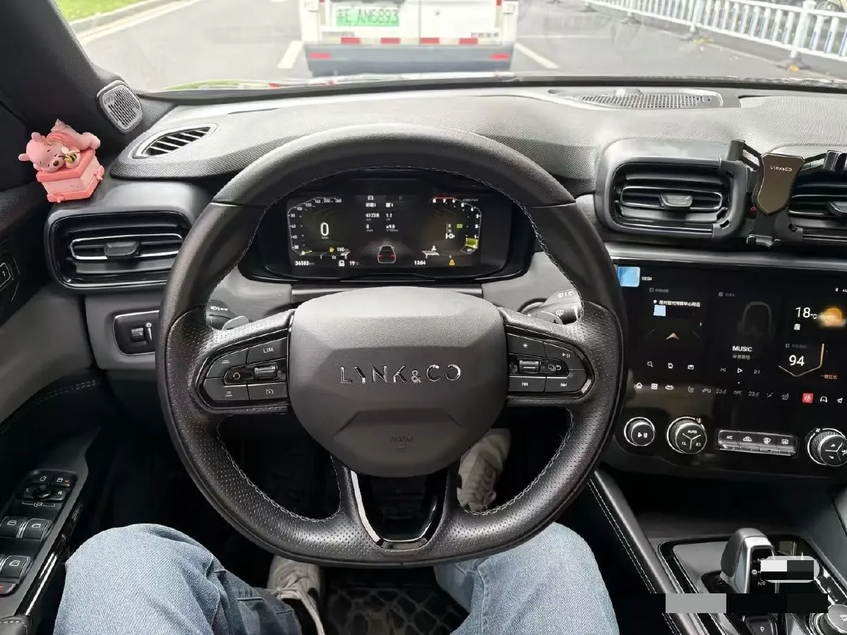 2022 LYNK&CO 02 Hatchback 2.0T 190HP L4 7DCT,autocango,china used car exporter,china ev exporter,chinese used car exporter,chinese used ev exporter