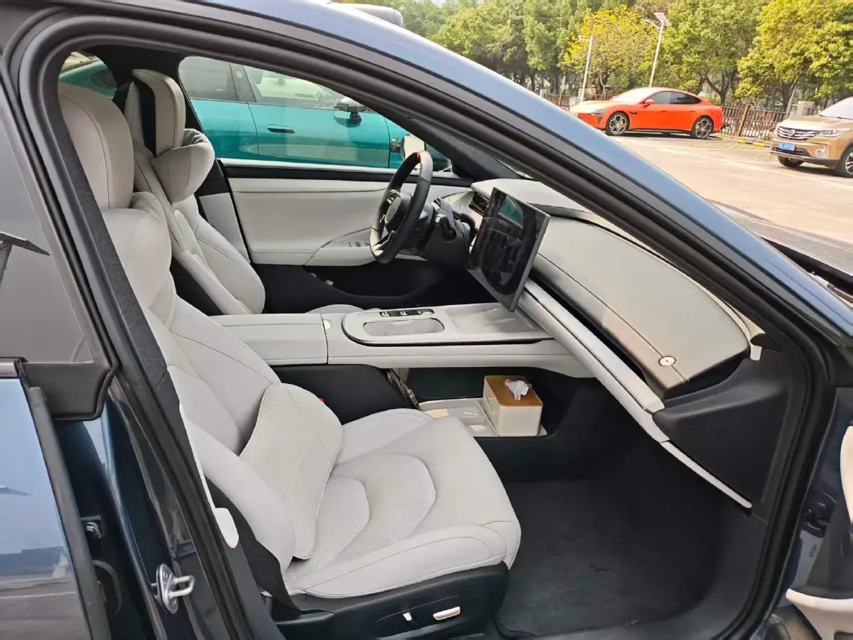 2024 MI SU7 BEV 94.3KWH,autocango,china used car exporter,china ev exporter,chinese used car exporter,chinese used ev exporter