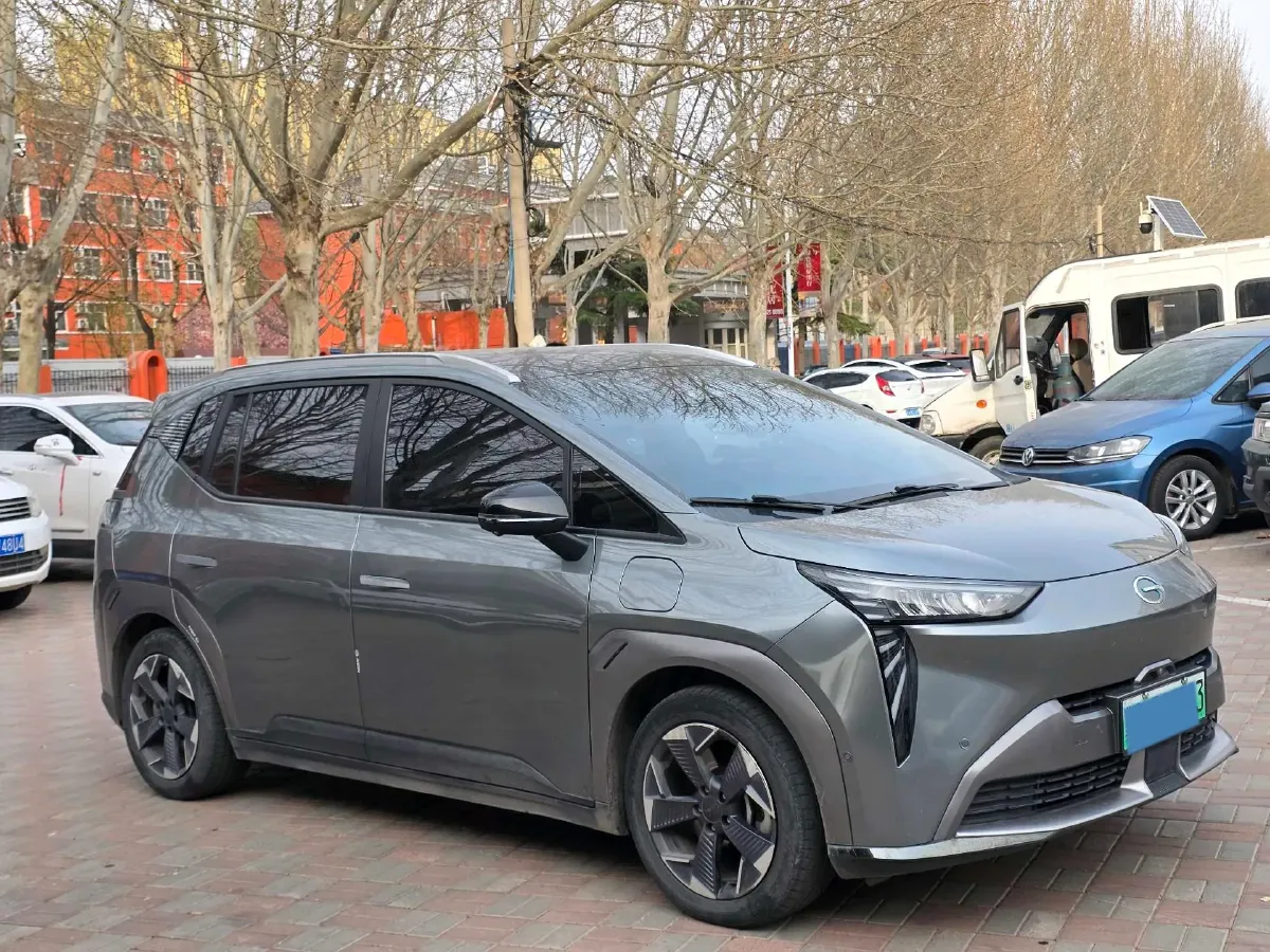 2022 Geely Okavango 1.8T 184HP L4 7DCT,autocango,china used car exporter,china ev exporter,chinese used car exporter,chinese used ev exporter