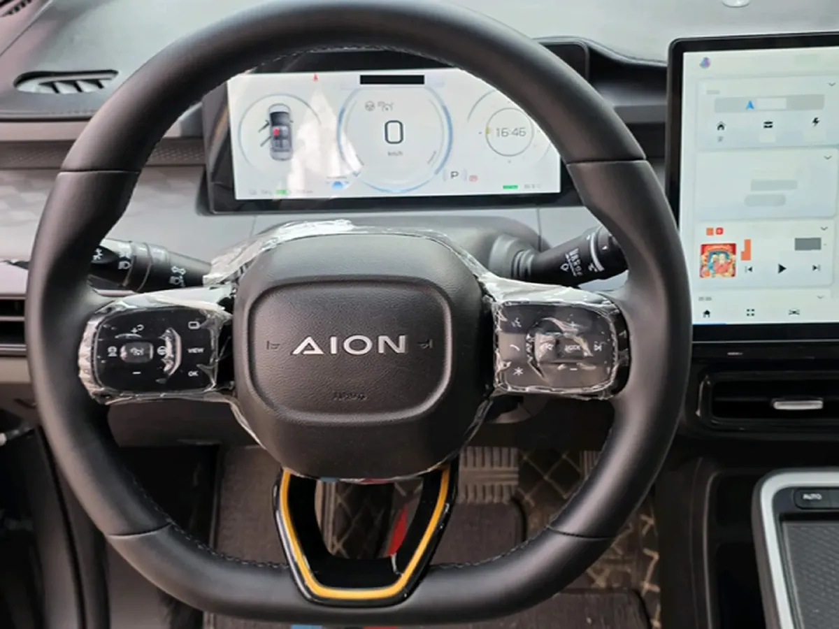 2022 Geely Okavango 1.8T 184HP L4 7DCT,autocango,china used car exporter,china ev exporter,chinese used car exporter,chinese used ev exporter