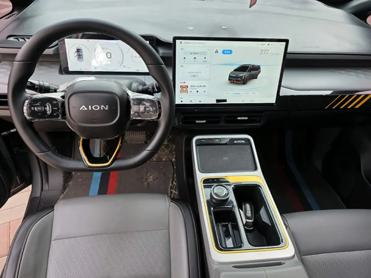 2022 Geely Okavango 1.8T 184HP L4 7DCT,autocango,china used car exporter,china ev exporter,chinese used car exporter,chinese used ev exporter