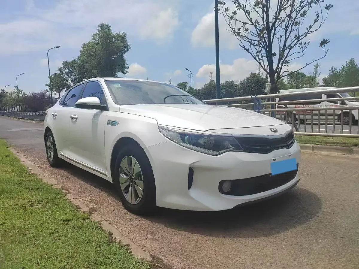 2016 Kia K5 2.0L 156HP L4 6AT Hybrid,autocango,china used car exporter,china ev exporter,chinese used car exporter,chinese used ev exporter