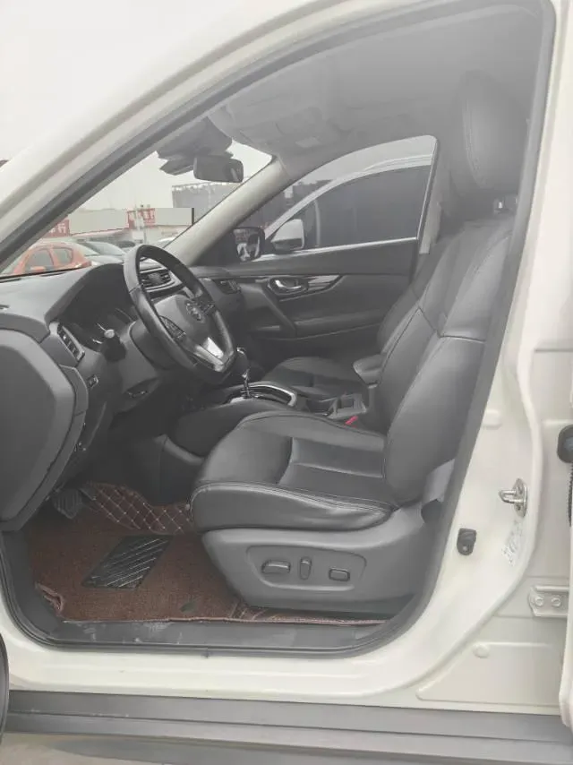 2021 Nissan X-Trail 2.0L 151HP L4 CVT,autocango,china used car exporter,china ev exporter,chinese used car exporter,chinese used ev exporter