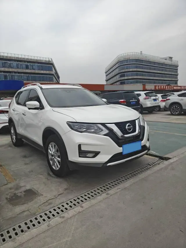 2021 Nissan X-Trail 2.0L 151HP L4 CVT,autocango,china used car exporter,china ev exporter,chinese used car exporter,chinese used ev exporter