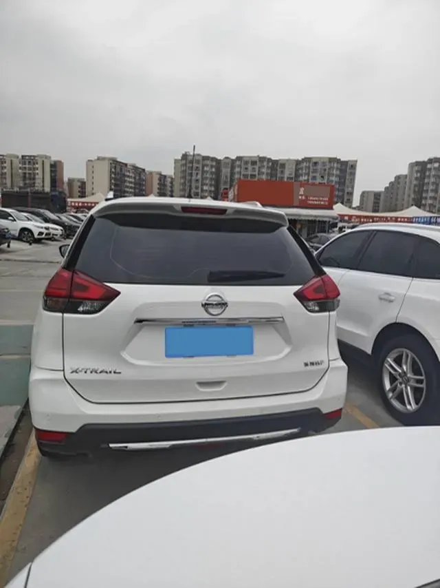 2021 Nissan X-Trail 2.0L 151HP L4 CVT,autocango,china used car exporter,china ev exporter,chinese used car exporter,chinese used ev exporter
