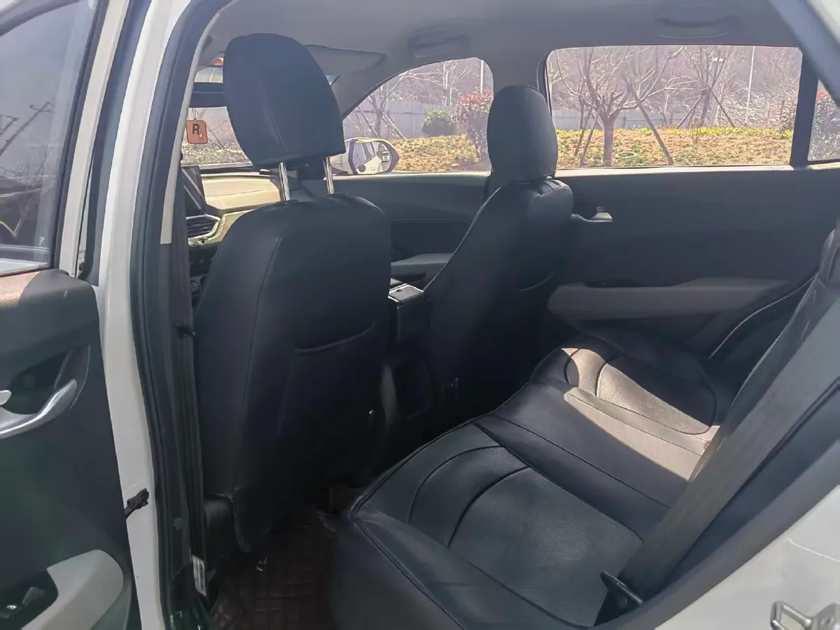 2017 BaoJun 510 1.5L 112HP L4 6MT,autocango,china used car exporter,china ev exporter,chinese used car exporter,chinese used ev exporter