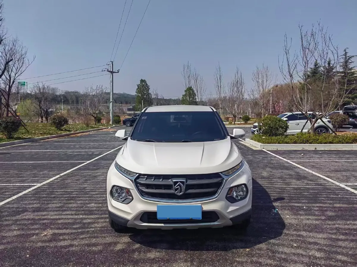 2017 BaoJun 510 1.5L 112HP L4 6MT,autocango,china used car exporter,china ev exporter,chinese used car exporter,chinese used ev exporter