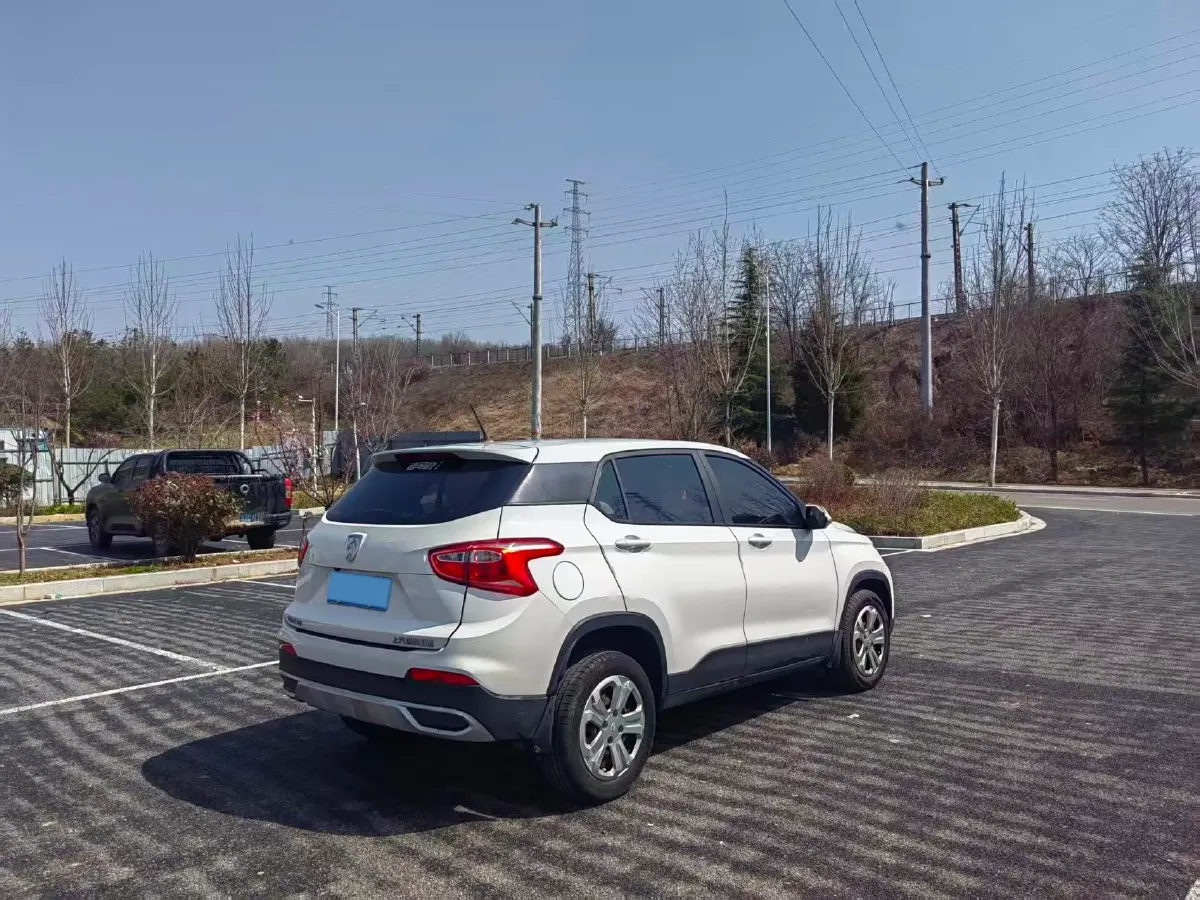 2017 BaoJun 510 1.5L 112HP L4 6MT,autocango,china used car exporter,china ev exporter,chinese used car exporter,chinese used ev exporter