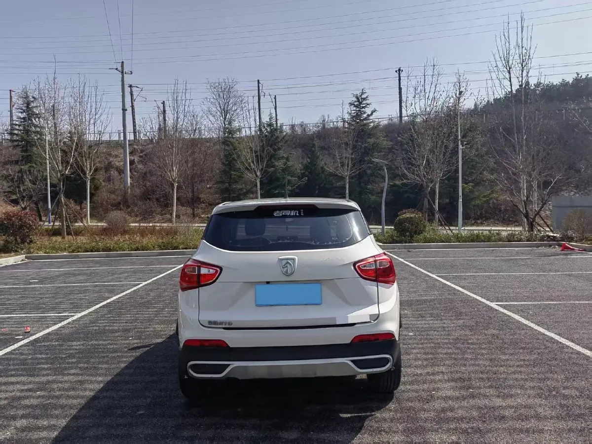 2017 BaoJun 510 1.5L 112HP L4 6MT,autocango,china used car exporter,china ev exporter,chinese used car exporter,chinese used ev exporter