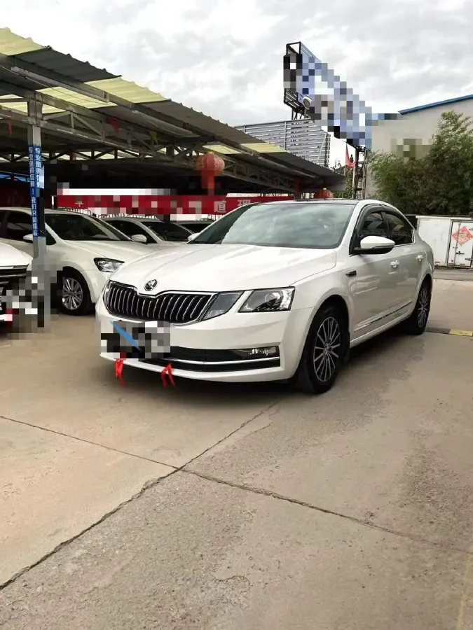 2020 Skoda Octavia 1.5L 113HP L4 6AT,autocango,china used car exporter,china ev exporter,chinese used car exporter,chinese used ev exporter