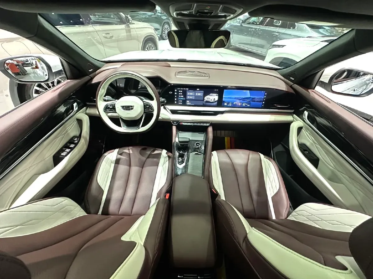 2021 Geely Monjaro 2.0T 218HP L4 7DCT,autocango,china used car exporter,china ev exporter,chinese used car exporter,chinese used ev exporter