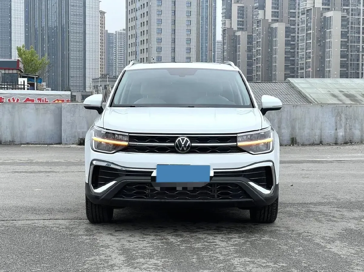 2025 Volkswagen Tharu 1.5T 160HP L4 7DCT,autocango,china used car exporter,china ev exporter,chinese used car exporter,chinese used ev exporter