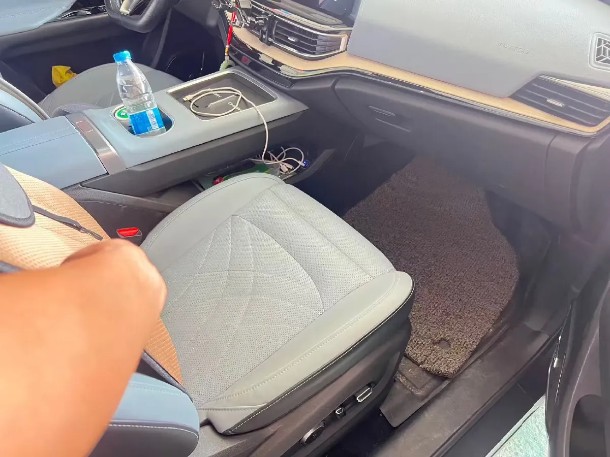 2023 Chery EV eQ7 BEV 67.12KWH,autocango,china used car exporter,china ev exporter,chinese used car exporter,chinese used ev exporter