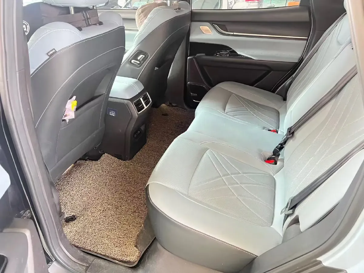 2023 Chery EV eQ7 BEV 67.12KWH,autocango,china used car exporter,china ev exporter,chinese used car exporter,chinese used ev exporter