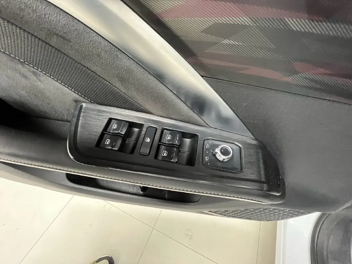 2023 Haval H6 1.5T 150HP L4 7DCT,autocango,china used car exporter,china ev exporter,chinese used car exporter,chinese used ev exporter