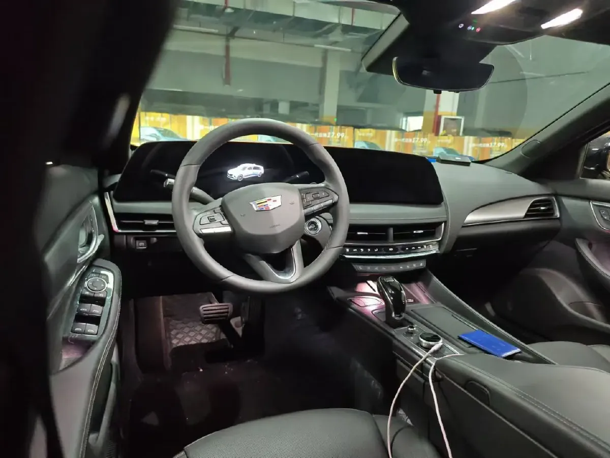 2024 Cadillac CT5 2.0T 237HP L4 10AT,autocango,china used car exporter,china ev exporter,chinese used car exporter,chinese used ev exporter