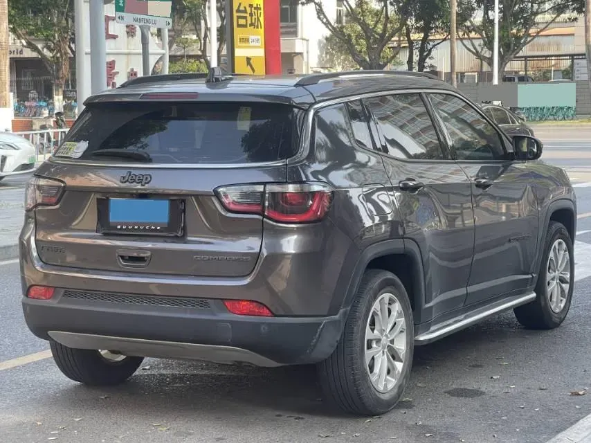 2021 Jeep Compass 1.3T 173HP L4 7DCT,autocango,china used car exporter,china ev exporter,chinese used car exporter,chinese used ev exporter