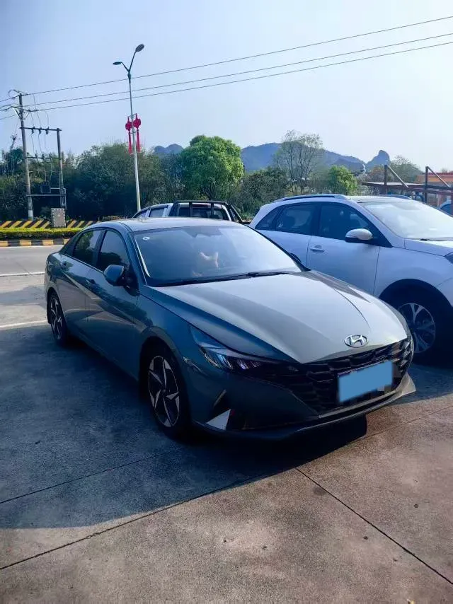2021 Hyundai Elantra 1.5L 115HP L4 CVT,autocango,china used car exporter,china ev exporter,chinese used car exporter,chinese used ev exporter