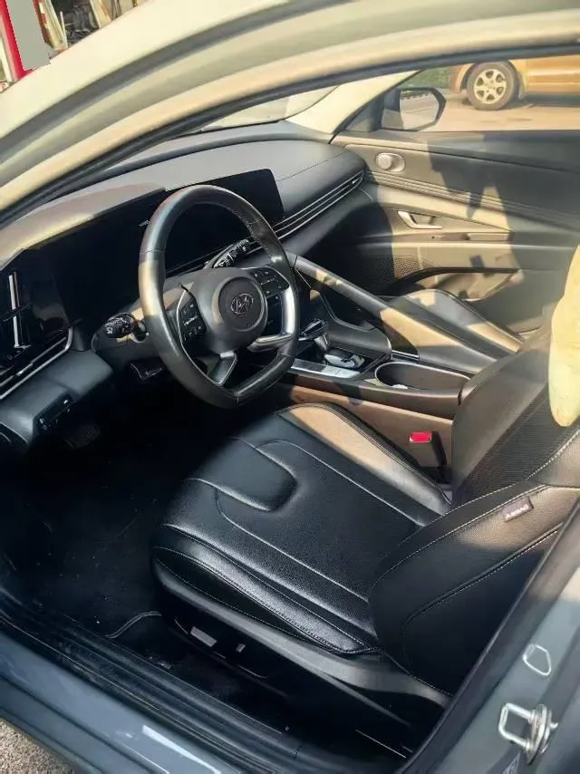 2021 Hyundai Elantra 1.5L 115HP L4 CVT,autocango,china used car exporter,china ev exporter,chinese used car exporter,chinese used ev exporter