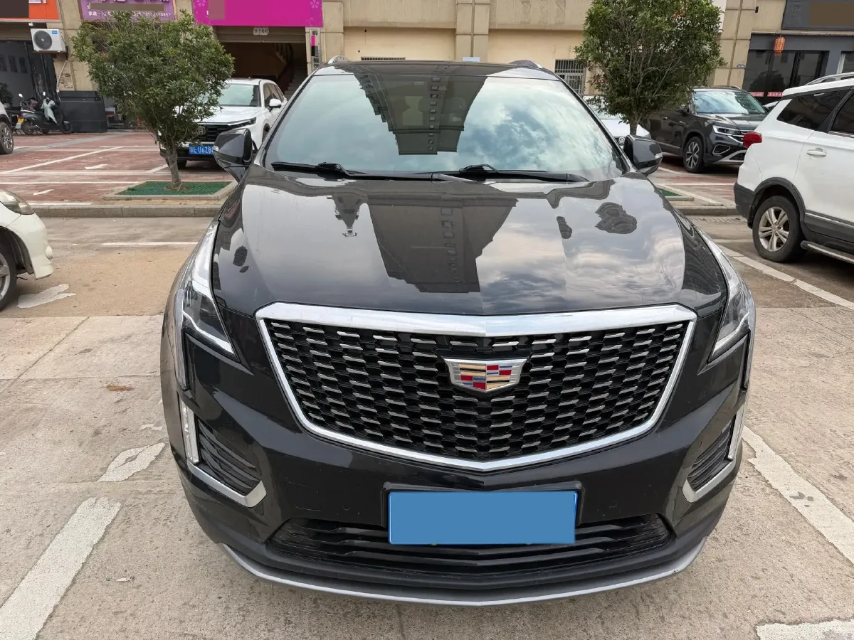 2023 Cadillac XT5 2.0T 237HP L4 9AT,autocango,china used car exporter,china ev exporter,chinese used car exporter,chinese used ev exporter