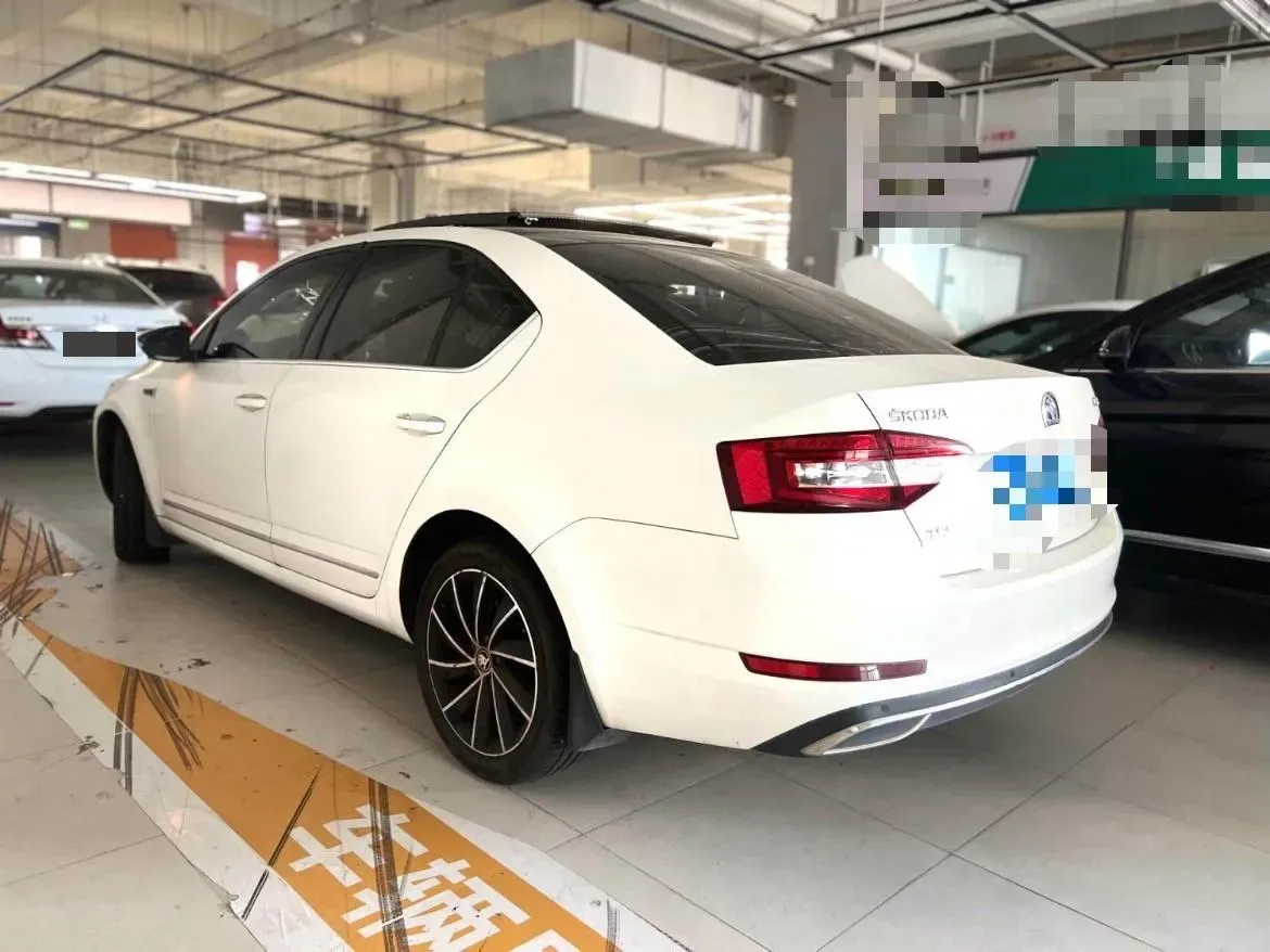 2019 Skoda Octavia 1.4T 150HP L4 7DCT,autocango,china used car exporter,china ev exporter,chinese used car exporter,chinese used ev exporter