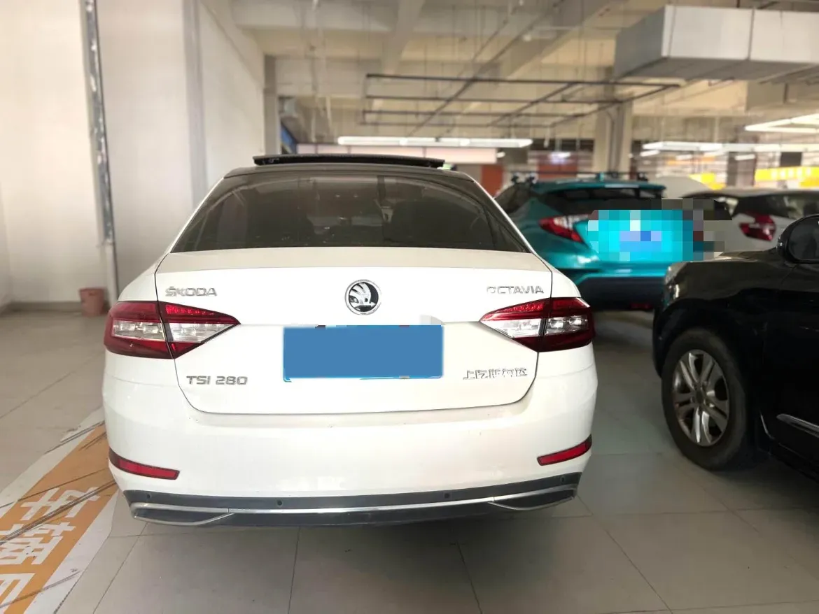 2019 Skoda Octavia 1.4T 150HP L4 7DCT,autocango,china used car exporter,china ev exporter,chinese used car exporter,chinese used ev exporter