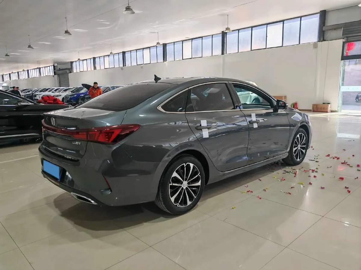 2022 ChangAn Eado 1.4T 160HP L4 7DCT,autocango,china used car exporter,china ev exporter,chinese used car exporter,chinese used ev exporter