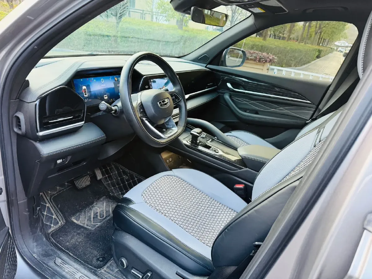 2024 Geely Monjaro 2.0T 218HP L4 7DCT,autocango,china used car exporter,china ev exporter,chinese used car exporter,chinese used ev exporter