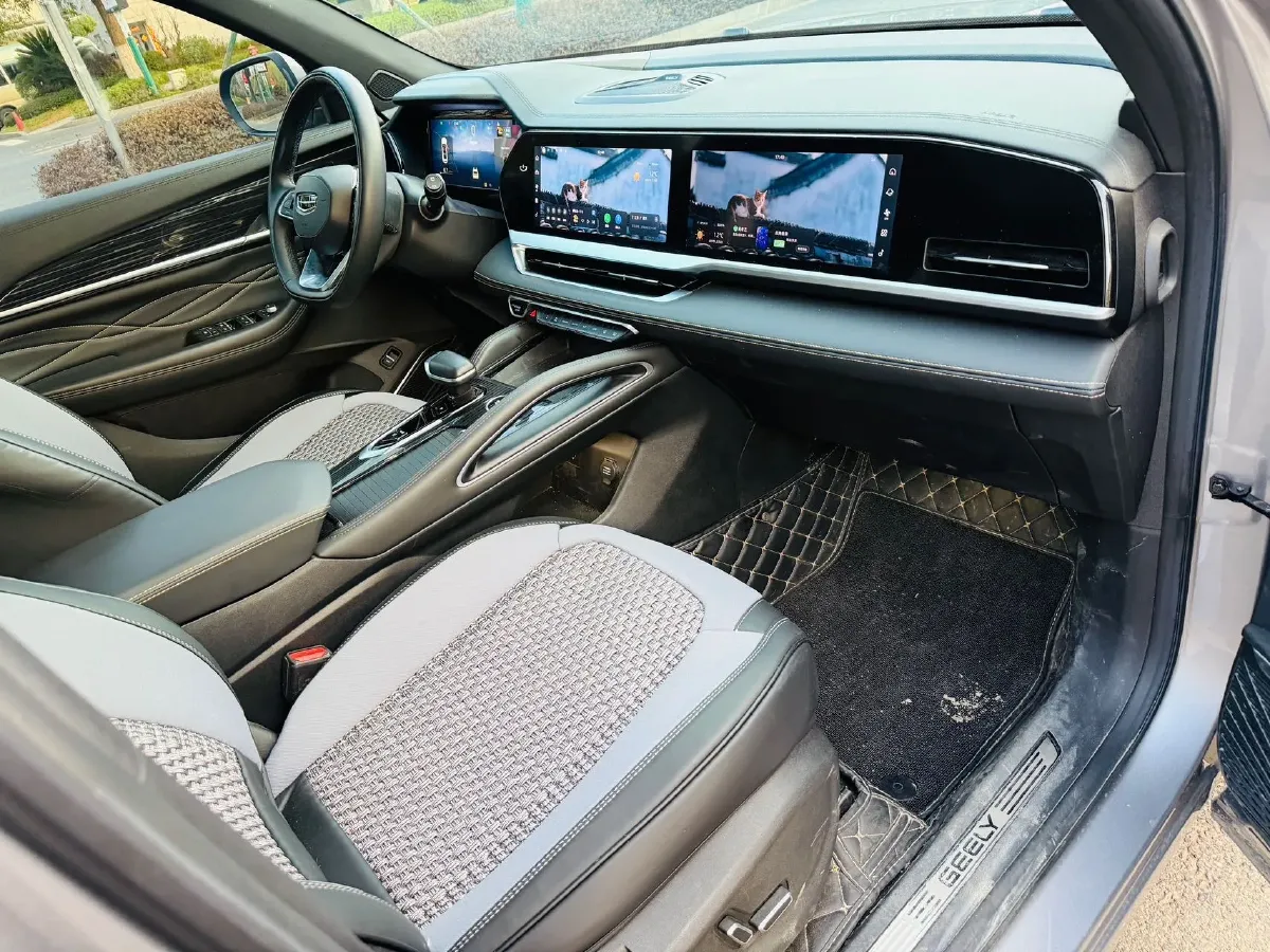 2024 Geely Monjaro 2.0T 218HP L4 7DCT,autocango,china used car exporter,china ev exporter,chinese used car exporter,chinese used ev exporter